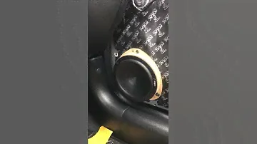 Opel Astra Oem speaker vs Audison Apk 165p Speaker